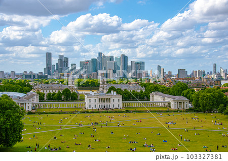 緑のきれいな景色 緑のきれいな景色 103327381