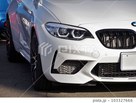 輸入車イメージ　BMW M2クーペのフロントマスク 103327668