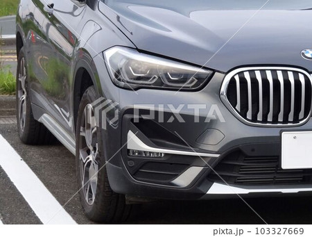 輸入車イメージ　BMW X1第2世代のフロントマスク 103327669