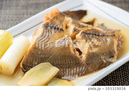 カレイの煮付け。 103328016