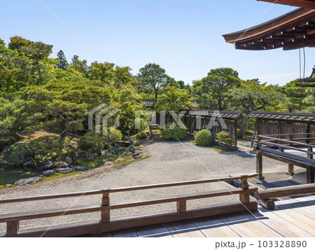 総本山仁和寺　北庭 103328890