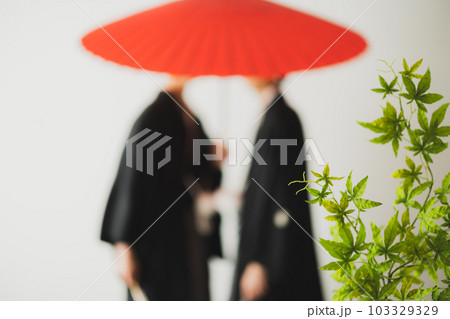 和装 同性婚イメージ LGBT 和装 同性婚イメージ LGBT 103329329