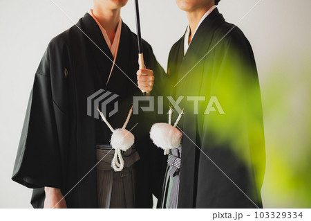 和装　同性婚イメージ　LGBT 103329334