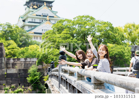 女子旅  大阪城の観光 103331513