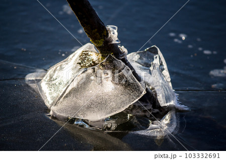 Beautifully broken ice on the river 103332691