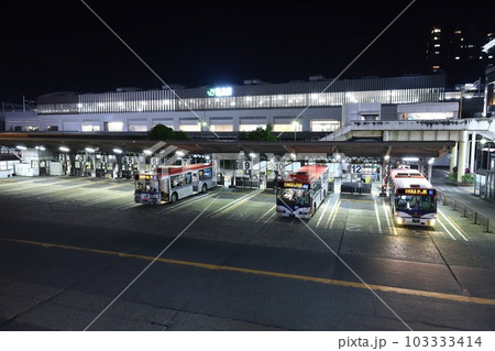 新潟　新潟市　新潟駅万代口バスターミナル　夜景 103333414