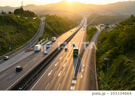 《静岡県》新東名高速道路・日本の大動脈 103334664
