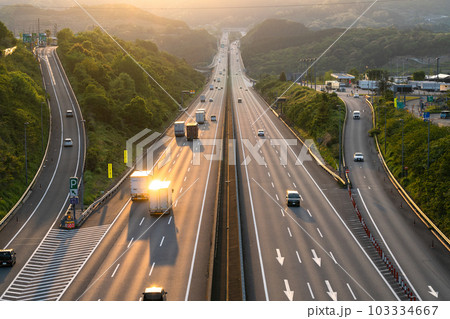 《静岡県》新東名高速道路・日本の大動脈 《静岡県》新東名高速道路・日本の大動脈 103334667