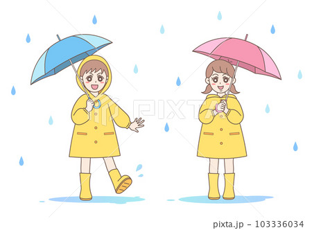 雨の中傘をさしてレインコートを着る子どもたち 103336034