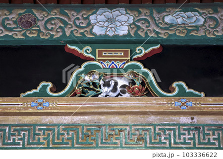 「日光東照宮の装飾文様 植物・鳥類」 日光東照宮の装飾文様 植物・鳥類 | Graphic-Sha Publishing