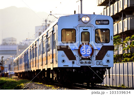 2001年　和田岬線キハ35系300番台の運用最終日 103339634