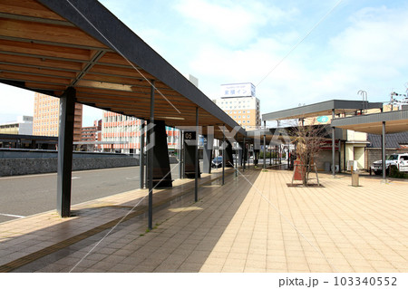 JR敦賀駅　敦賀駅　敦賀市内　敦賀市街地　敦賀　福井県　敦賀駅前　敦賀街並み　敦賀市マップ　標識 103340552