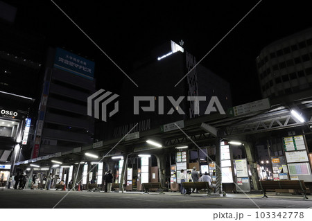 新潟 新潟市 新潟駅万代口バスターミナル 夜景 新潟 新潟市 新潟駅万代口バスターミナル 夜景 103342778