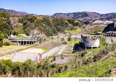 【新潟県・佐渡金山】北沢浮遊選鉱場跡 春 4月 【新潟県・佐渡金山】北沢浮遊選鉱場跡 春 4月 103343314