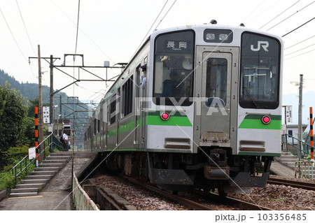 上越線E127系（越後中里⇔長岡） 103356485