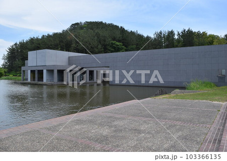 土門拳記念館(酒田市写真展示館) 土門拳記念館(酒田市写真展示館) 103366135