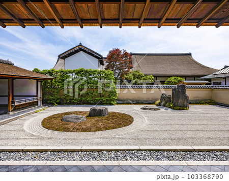 大徳寺　龍源院　方丈前庭、一枝坦（いっしだん） 103368790