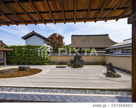 大徳寺　龍源院　方丈前庭、一枝坦（いっしだん） 103368862