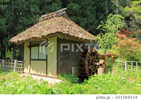 安曇野 松尾寺の水車小屋 安曇野 松尾寺の水車小屋 103369534