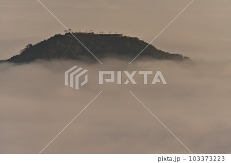秋の向山連山 秋の向山連山 103373223