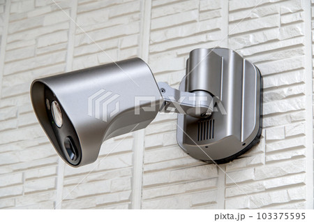 新築住宅の防犯カメラ 103375595