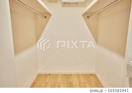 ウォークインクローゼット 家 住宅 ウォークインクローゼット 家 住宅 103381041