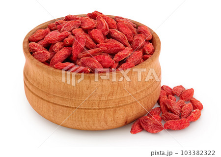 Dried goji berries in wooden bowl isolated on white background 103382322