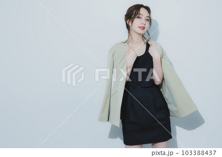 ファッション　 103388437