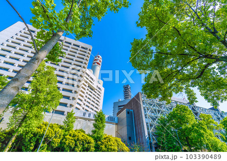 日本の東京都市景観 初の真夏日。警視庁などを望む=5月17日 日本の東京都市景観 初の真夏日。警視庁などを望む=5月17日 103390489