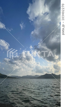 山陰海岸国立公園 久美浜湾の綺麗な夕景 山陰海岸国立公園 久美浜湾の綺麗な夕景 103402270