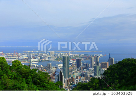 【兵庫県】神戸布引ハーブ園から見た神戸市街 【兵庫県】神戸布引ハーブ園から見た神戸市街 103403929