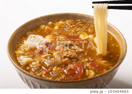トマトと卵のカレーうどん トマトと卵のカレーうどん 103404663