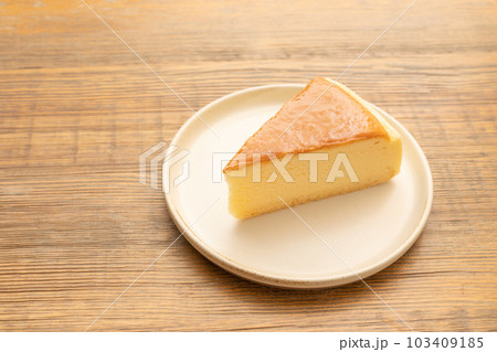 シンプルなチーズケーキ シンプルなチーズケーキ 103409185