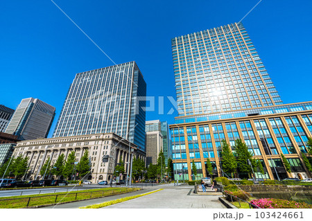 日本の東京都市景観 日比谷駅(有楽町駅・二重橋前駅)や「馬場先門」交差点前のビル群を望む=5月17日 日本の東京都市景観 日比谷駅(有楽町駅・二重橋前駅)や「馬場先門」交差点前のビル群を望む=5月17日 103424661