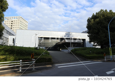 国立感染症研究所 戸山庁舎 国立感染症研究所 戸山庁舎 103424765