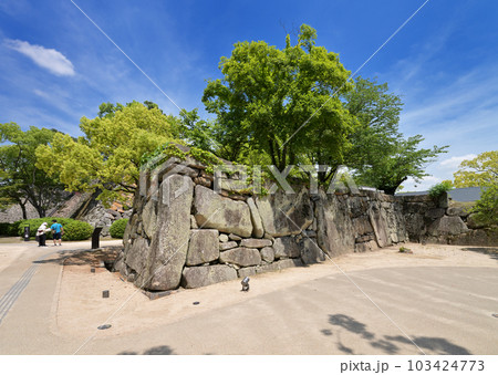 岡山城  鏡石(岡山県岡山市) 岡山城  鏡石(岡山県岡山市) 103424773