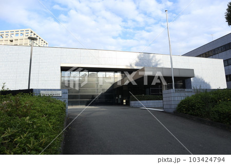 国立感染症研究所 戸山庁舎 国立感染症研究所 戸山庁舎 103424794