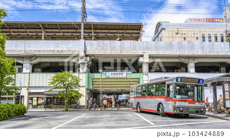 川崎市の都市風景 武蔵新城駅 川崎市の都市風景 武蔵新城駅 103424889