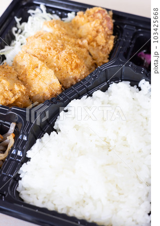 とんかつ弁当 とんかつ弁当 103425668