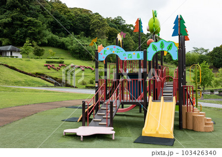 北薩広域公園 のびのびゾーン グリブー滑り台 北薩広域公園 のびのびゾーン グリブー滑り台 103426340