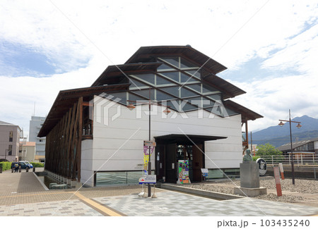 四国鉄道文化館（鉄道保存展示施設）の北館 103435240