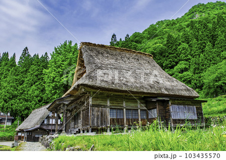 富山県　五箇山　相倉合掌造り集落　相念寺　世界遺産 103435570