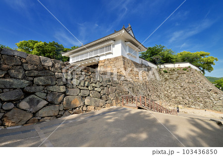 岡山城 鉄門から見た不明門（岡山県岡山市） 103436850