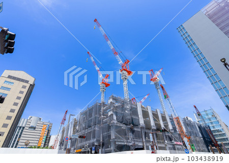 《福岡県》2023年5月の福岡市中央区（福岡市役所付近） 103438919