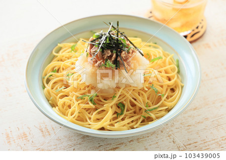 さっぱりした味わい、ツナと大根おろしのパスタ 103439005