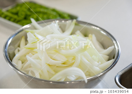 タマネギ　カット 103439054