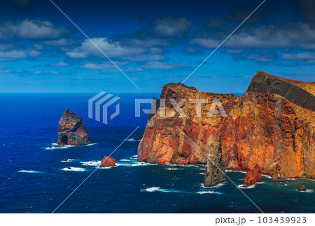 Volcanic sea cliffs of the Sao Lourenco peninsula, eastern Madeira, Portugal, Atlantic Ocean Volcanic sea cliffs of the Sao Lourenco peninsula, eastern Madeira, Portugal, Atlantic Ocean 103439923