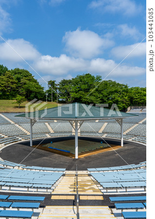 晴れの青空と改修された卯辰山にある相撲場|高校相撲の聖地|土俵イメージ|相撲イメージ|石川県金沢市 晴れの青空と改修された卯辰山にある相撲場|高校相撲の聖地|土俵イメージ|相撲イメージ|石川県金沢市 103441085