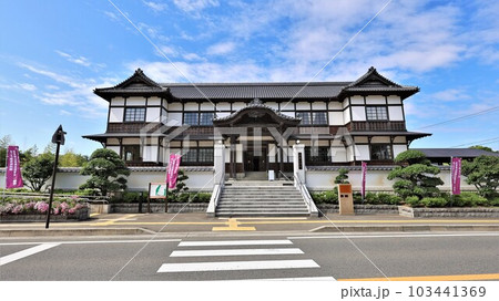 旧和歌山県議会議事堂・一乗閣（和歌山県岩出市） 103441369