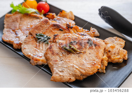 トンテキ トンテキ 103456288